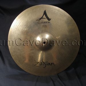 17" Zildjian A Custom Crash Cymbal - Cracked UPC 210000046995 SKU: A20515
