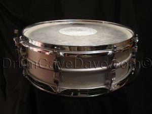 Vintage 1980s Ludwig Acrolite LM404 snare drum