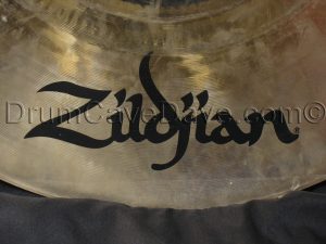 20 Zildjian A Custom Crash Cymbal Cracked UPC 642386190168 SKU A20588