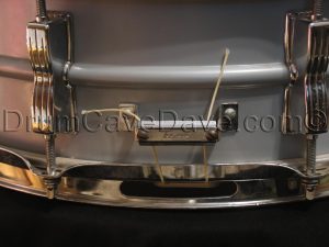 Vintage 1980s Ludwig Acrolite LM404 snare drum