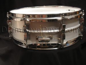 Vintage Ludwig LM404 Acrolite snare drum