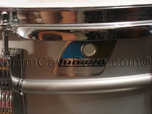 Vintage Ludwig LM404 Acrolite snare drum